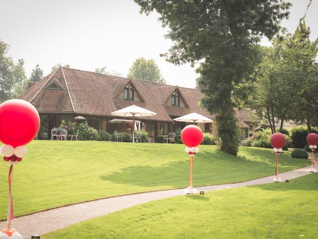 Le mariage de Emmanuel et Laetitia à Saint Léger en Bray, Oise 2