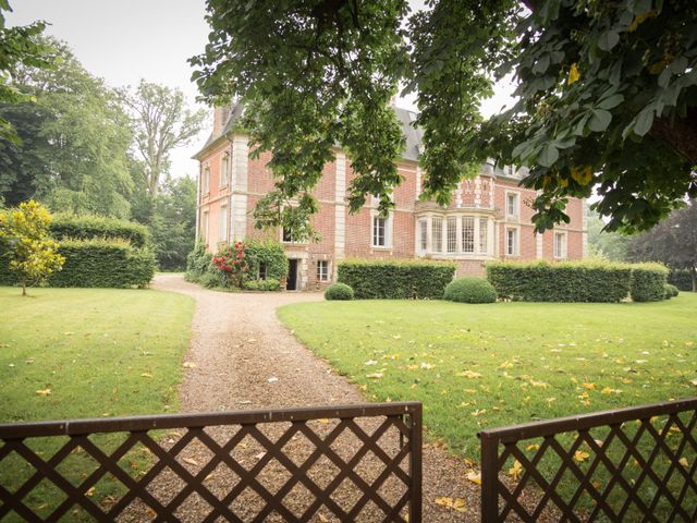 Le mariage de Emmanuel et Laetitia à Saint Léger en Bray, Oise 11