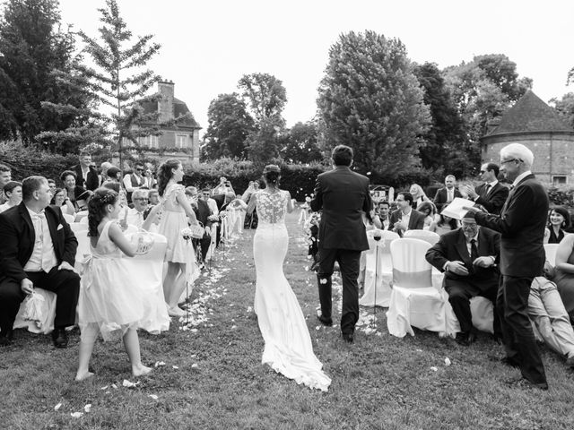 Le mariage de Emmanuel et Laetitia à Saint Léger en Bray, Oise 17