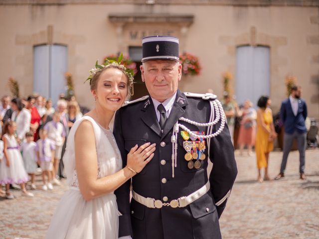 Le mariage de Antoine et Sibylle à Bessines-sur-Gartempe, Haute-Vienne 3