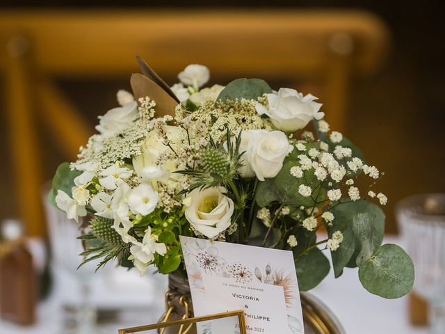 Le mariage de Jean-Philippe et Victoria à Hyères, Var 12