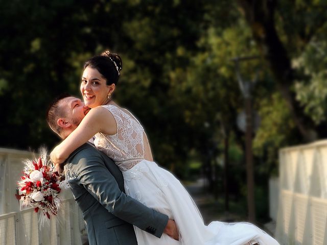 Le mariage de Clément et Charlotte à Sallertaine, Vendée 4