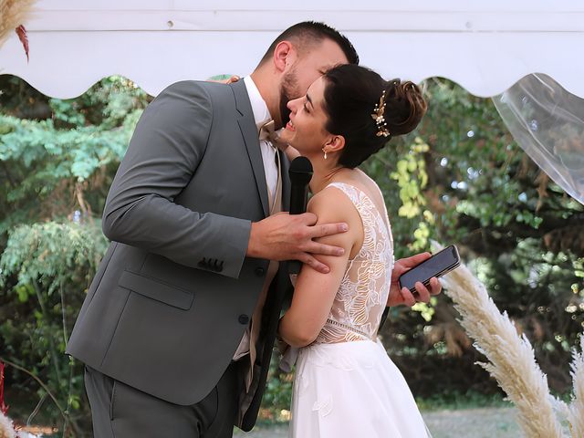 Le mariage de Clément et Charlotte à Sallertaine, Vendée 11