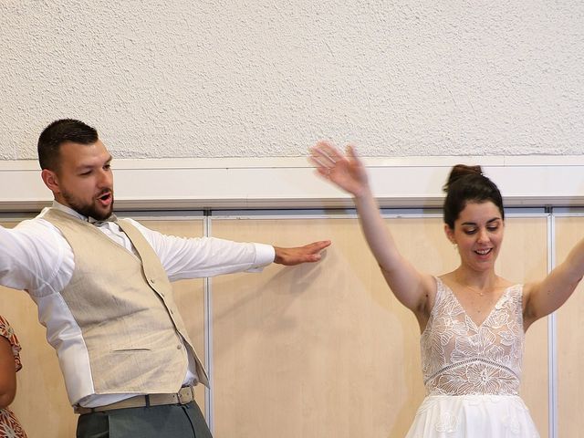 Le mariage de Clément et Charlotte à Sallertaine, Vendée 78