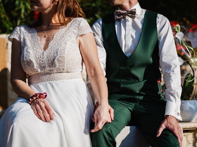 Le mariage de Stéphane et Charlotte à Liergues, Rhône 15