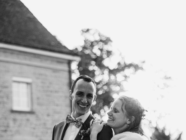 Le mariage de Stéphane et Charlotte à Liergues, Rhône 32