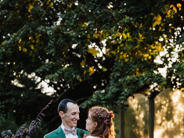 Le mariage de Stéphane et Charlotte à Liergues, Rhône 39