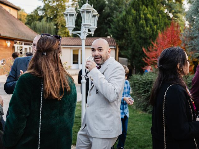 Le mariage de Stéphane et Charlotte à Liergues, Rhône 44