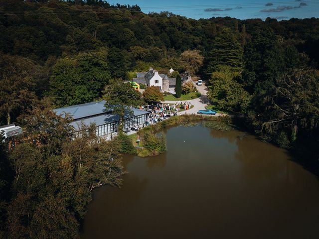 Le mariage de Yoann et Anne à Plougonven, Finistère 29