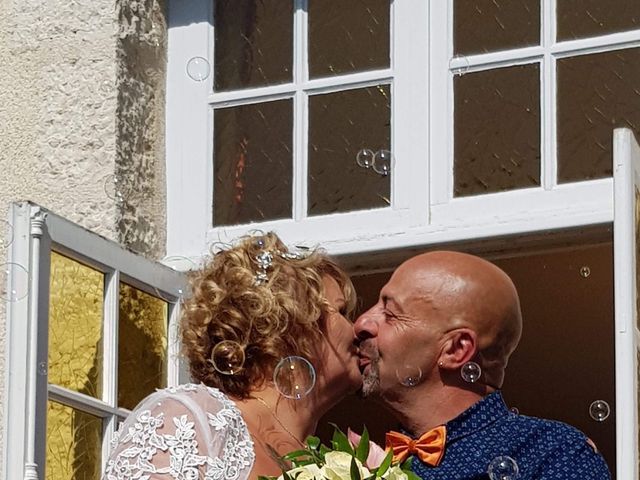 Le mariage de Stéphane  et Isabelle  à Bonny-sur-Loire, Loiret 4