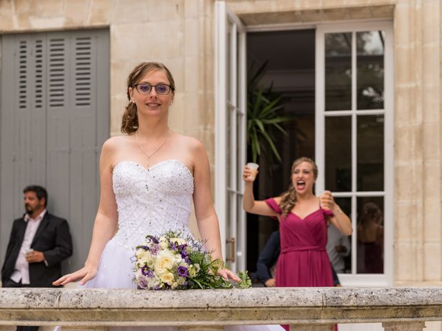 Le mariage de Alexandre et Emeline à Saint-Laurent-de-la-Prée, Charente Maritime 75