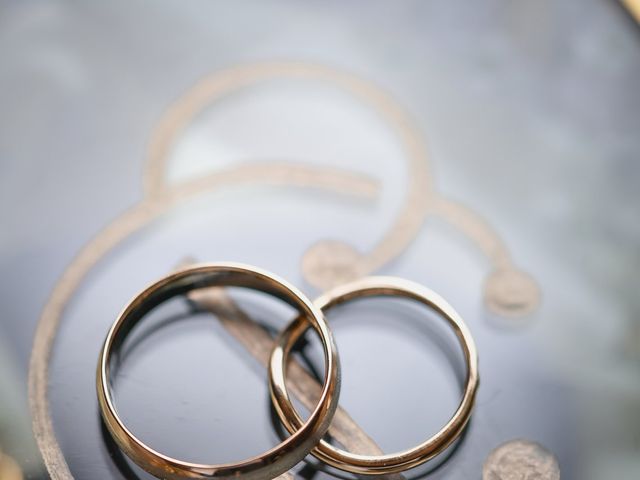 Le mariage de Simon et Clémentine à Tuffé, Sarthe 7