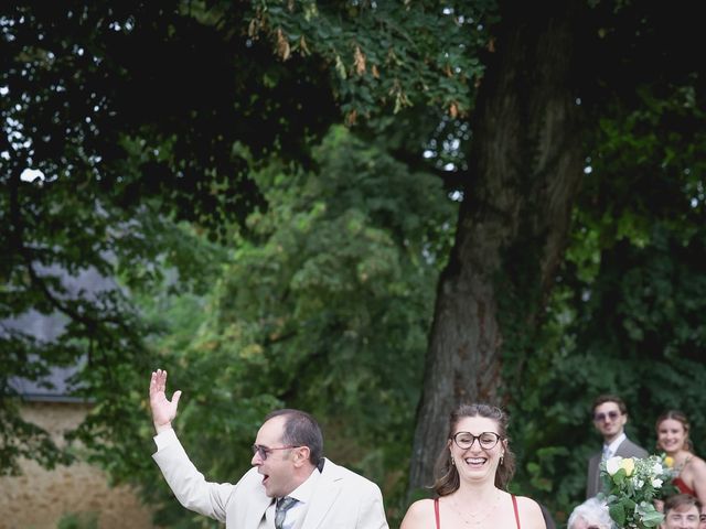 Le mariage de Simon et Clémentine à Tuffé, Sarthe 185