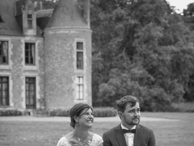 Le mariage de Simon et Clémentine à Tuffé, Sarthe 200