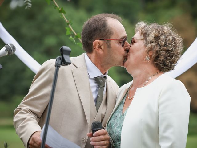Le mariage de Simon et Clémentine à Tuffé, Sarthe 222
