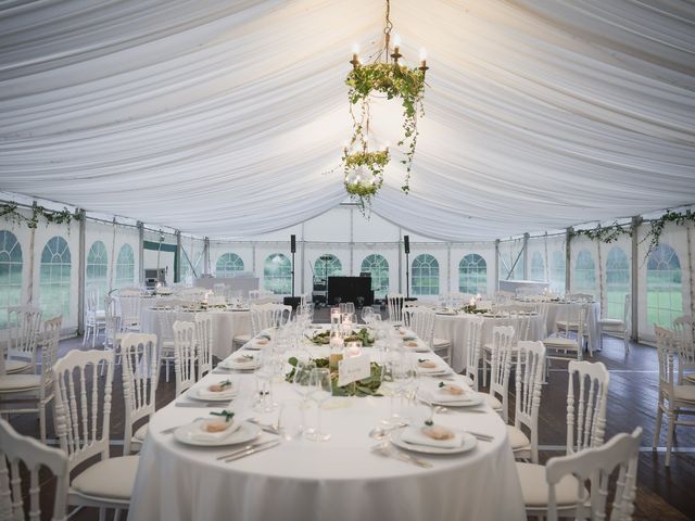 Le mariage de Simon et Clémentine à Tuffé, Sarthe 272