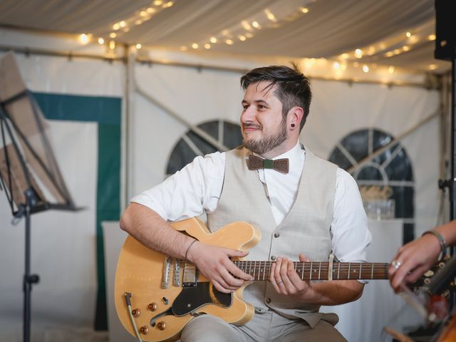 Le mariage de Simon et Clémentine à Tuffé, Sarthe 280