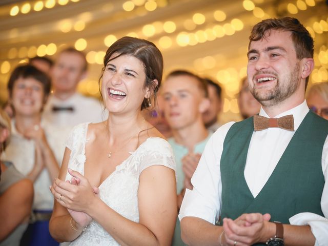 Le mariage de Simon et Clémentine à Tuffé, Sarthe 290