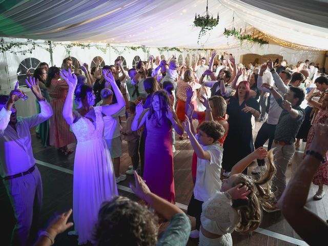 Le mariage de Simon et Clémentine à Tuffé, Sarthe 316