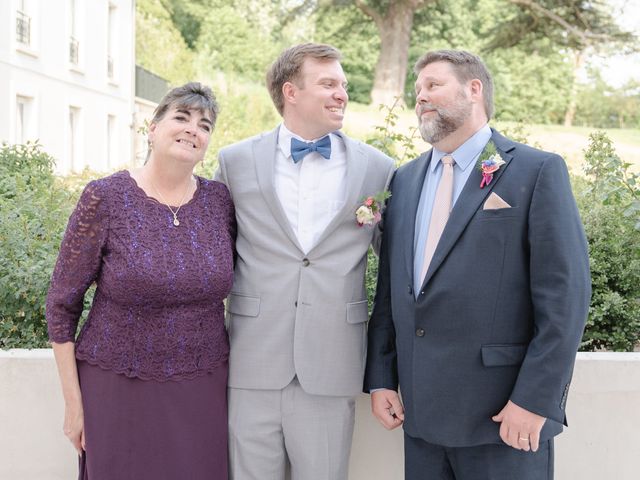 Le mariage de Johnathan et Joshephine à Versailles, Yvelines 35