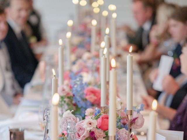 Le mariage de Johnathan et Joshephine à Versailles, Yvelines 56