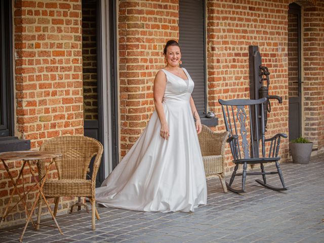 Le mariage de Matthieu et Camille à Estaires, Nord 17