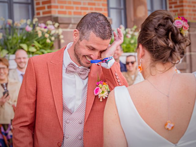 Le mariage de Matthieu et Camille à Estaires, Nord 28
