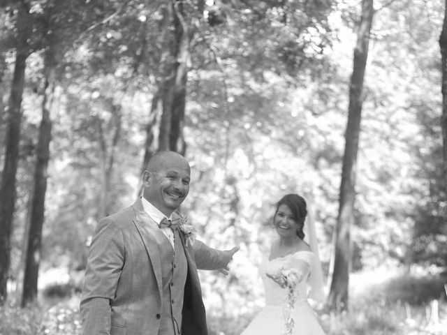 Le mariage de Valérie et Fabien à Pélussin, Loire 3