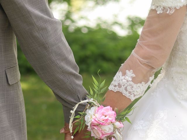 Le mariage de Valérie et Fabien à Pélussin, Loire 8