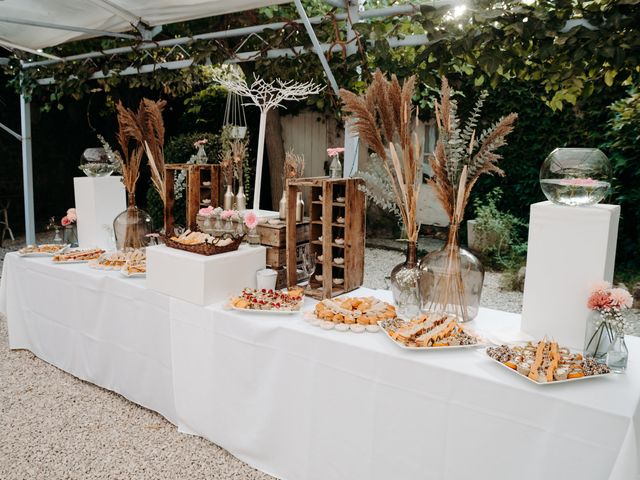 Le mariage de Sarah et Marie à Lauris, Vaucluse 19