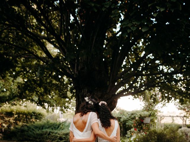 Le mariage de Sarah et Marie à Lauris, Vaucluse 23