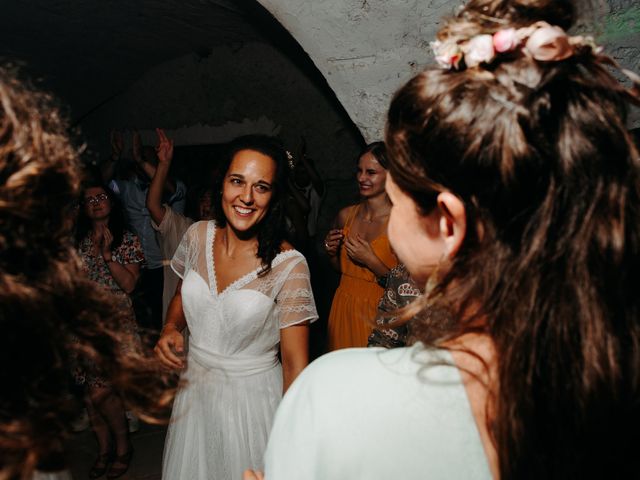 Le mariage de Sarah et Marie à Lauris, Vaucluse 32