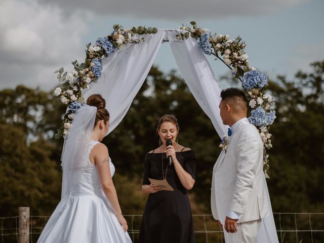 Le mariage de Anthony et Hélène à Tiffauges, Vendée 31