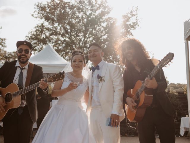 Le mariage de Anthony et Hélène à Tiffauges, Vendée 44