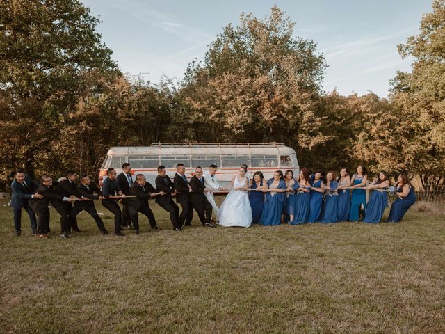 Le mariage de Anthony et Hélène à Tiffauges, Vendée 55