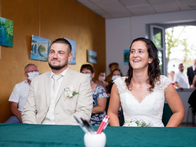 Le mariage de Claire et Johan à Labatut, Landes 12