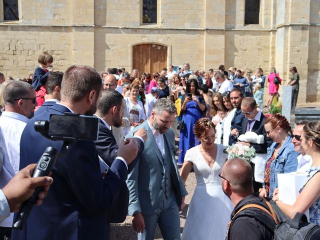Le mariage de Dimitri  et Isabelle  à Saint-André-sur-Orne, Calvados 15