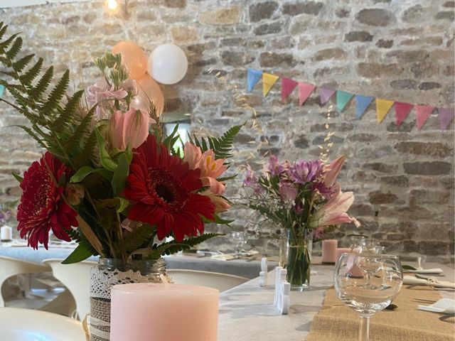 Le mariage de Charles et Clémence  à Elliant, Finistère 6