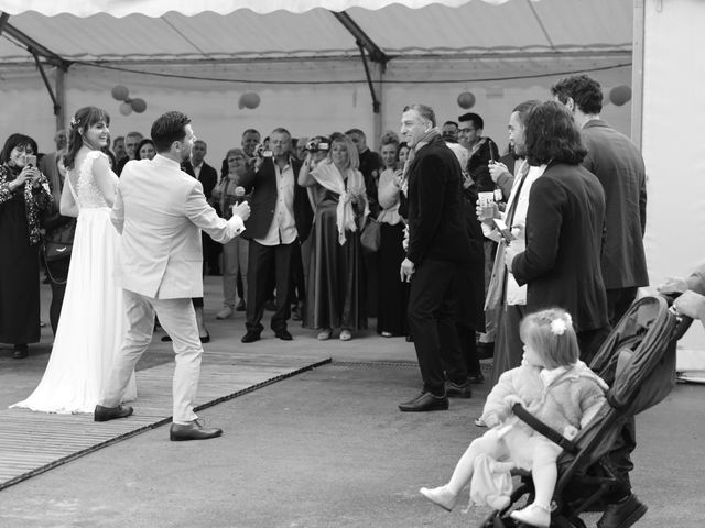 Le mariage de Mathieu et Mélanie à Savigneux, Loire 15