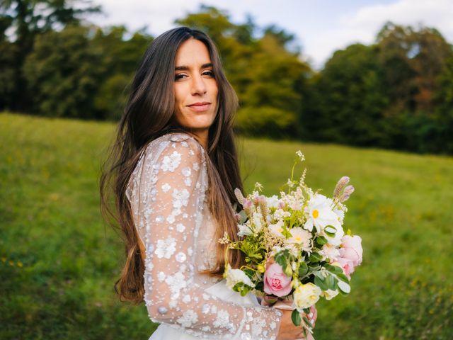 Le mariage de Hafed et Manon à Suresnes, Hauts-de-Seine 8