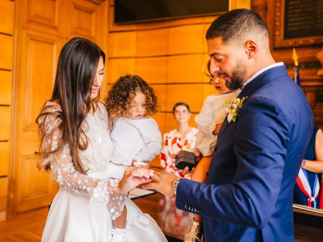 Le mariage de Hafed et Manon à Suresnes, Hauts-de-Seine 14