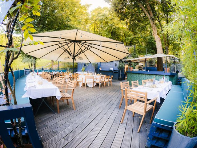 Le mariage de Hafed et Manon à Suresnes, Hauts-de-Seine 25