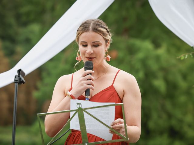 Le mariage de Simon et Clémentine à Tuffé, Sarthe 31