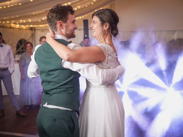 Le mariage de Simon et Clémentine à Tuffé, Sarthe 129