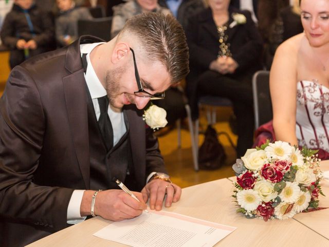 Le mariage de Jean Louis et Céline à Reyrieux, Ain 9