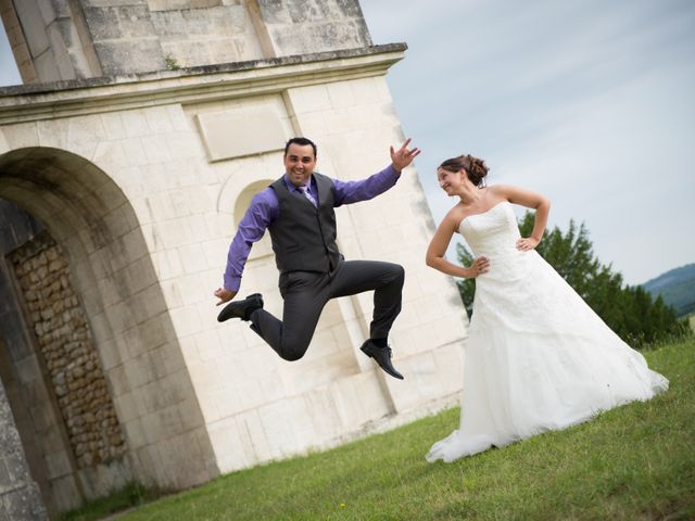 Le mariage de Lauriane et Matthieu à Saint-Séverin, Charente 9