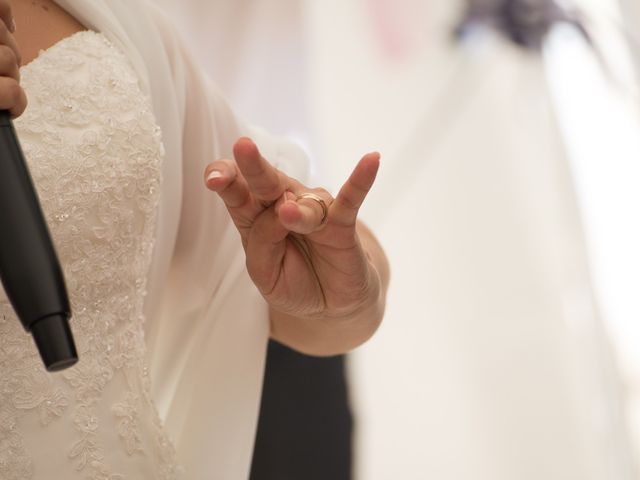 Le mariage de Lauriane et Matthieu à Saint-Séverin, Charente 33