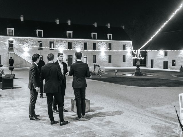 Le mariage de Yann et Chloé à Caen, Calvados 24