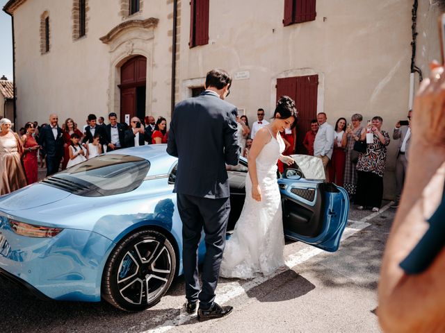 Le mariage de Thibault et Mélanie à Villelaure, Vaucluse 3