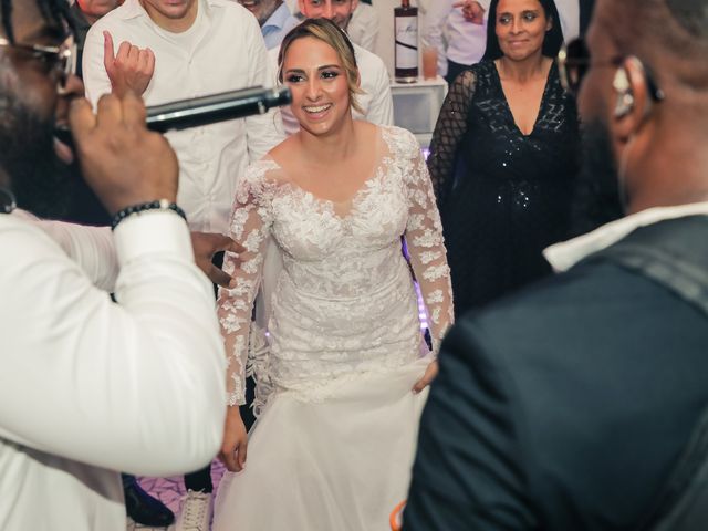 Le mariage de Jordan et Stellia à Montreuil, Seine-Saint-Denis 145